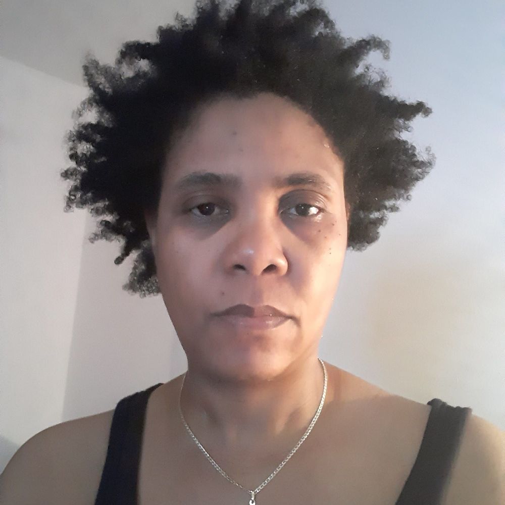 Meet your Posher, Vava
